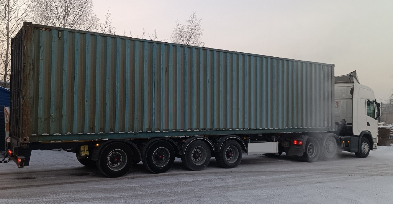 Контейнеровоз для перевозки контейнеров 20 и 40 футов в Мариинске