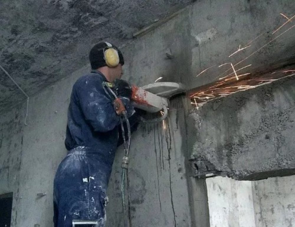 Алмазная резка проемов, ниши в полу, расширение проемов стоимость услуг и где заказать - Прокопьевск