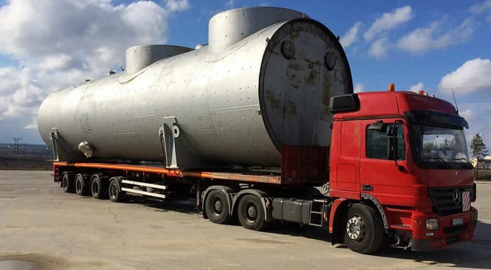 Перевозка негабаритных емкостей и цистерн на трале стоимость услуг и где заказать - Таштагол