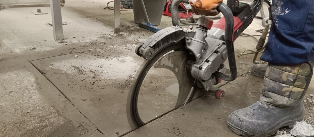 Расширение проемов алмазной резкой стоимость услуг и где заказать - Новокузнецк