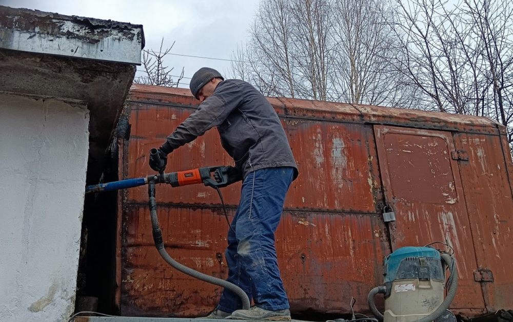 Сухое алмазное бурение отверстий до 160 мм стоимость услуг и где заказать - Новокузнецк