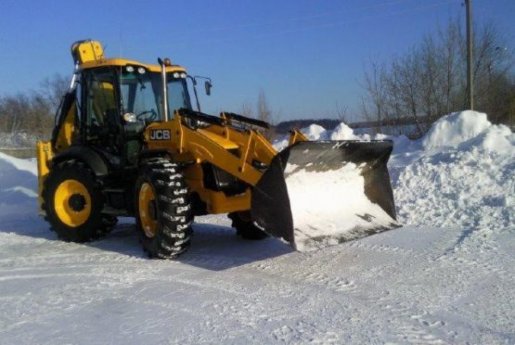 Уборка и вывоз снега спецтехникой стоимость услуг и где заказать - Кемерово