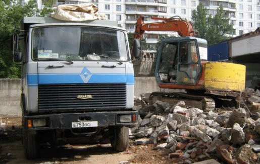 Вывоз строительного мусора, погрузчики, самосвалы, грузчики стоимость услуг и где заказать - Новокузнецк