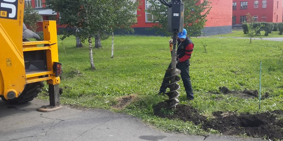 Услуги по бурению грунта под столбы и фундамент в Кемеровской области