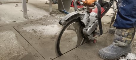 Алмазная резка бетона кольцерезом глубиной до 40 см