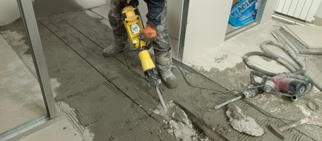 Демонтажные работы по бетону и кирпичу стоимость услуг и где заказать - Новокузнецк